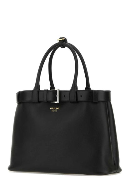 Prada-Handtaschen.