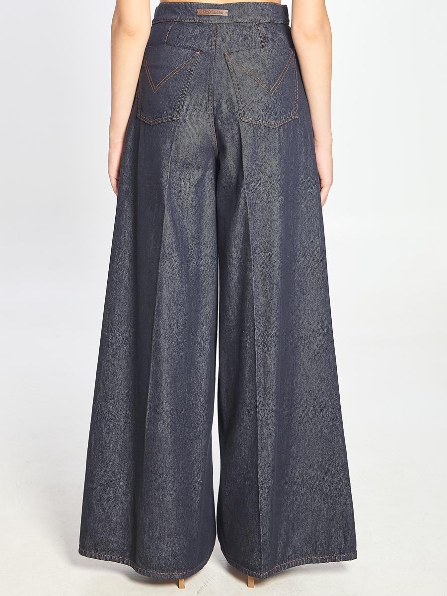 Jeans mit weitem Bein