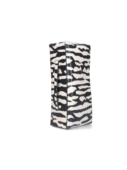 Mouliebre Taschen