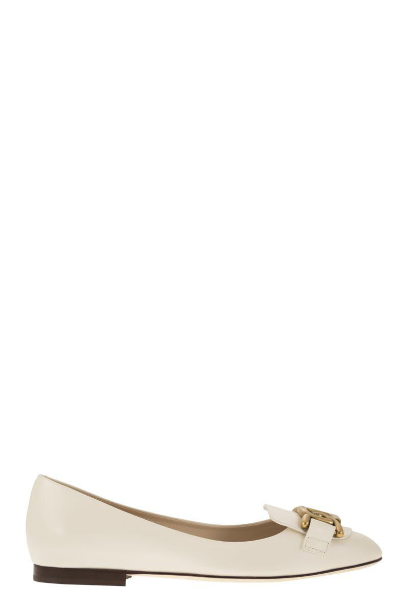 Tod'S Lederballerina mit Accessoire