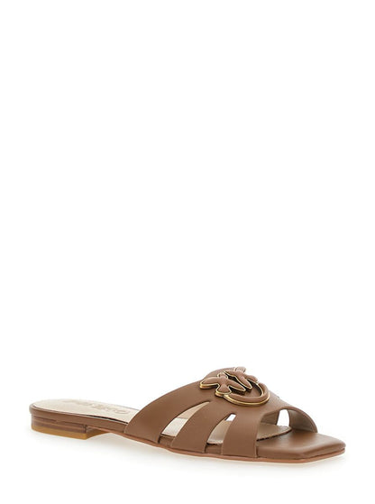Braune Sandalen „Marli 09“ mit Love Birds-Plakette im Diamantschliff und Cut-Out-Details aus Leder für Damen
