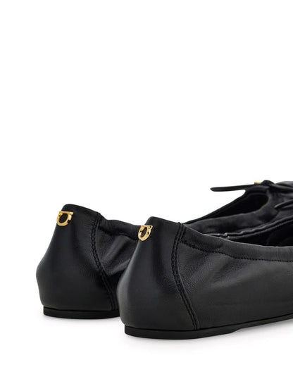 Salvatore Ferragamo Flache Schuhe