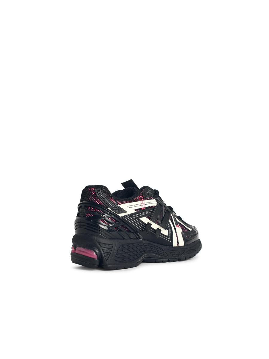 New Balance „1906“ – Schwarze Sneaker aus Stoffmischung
