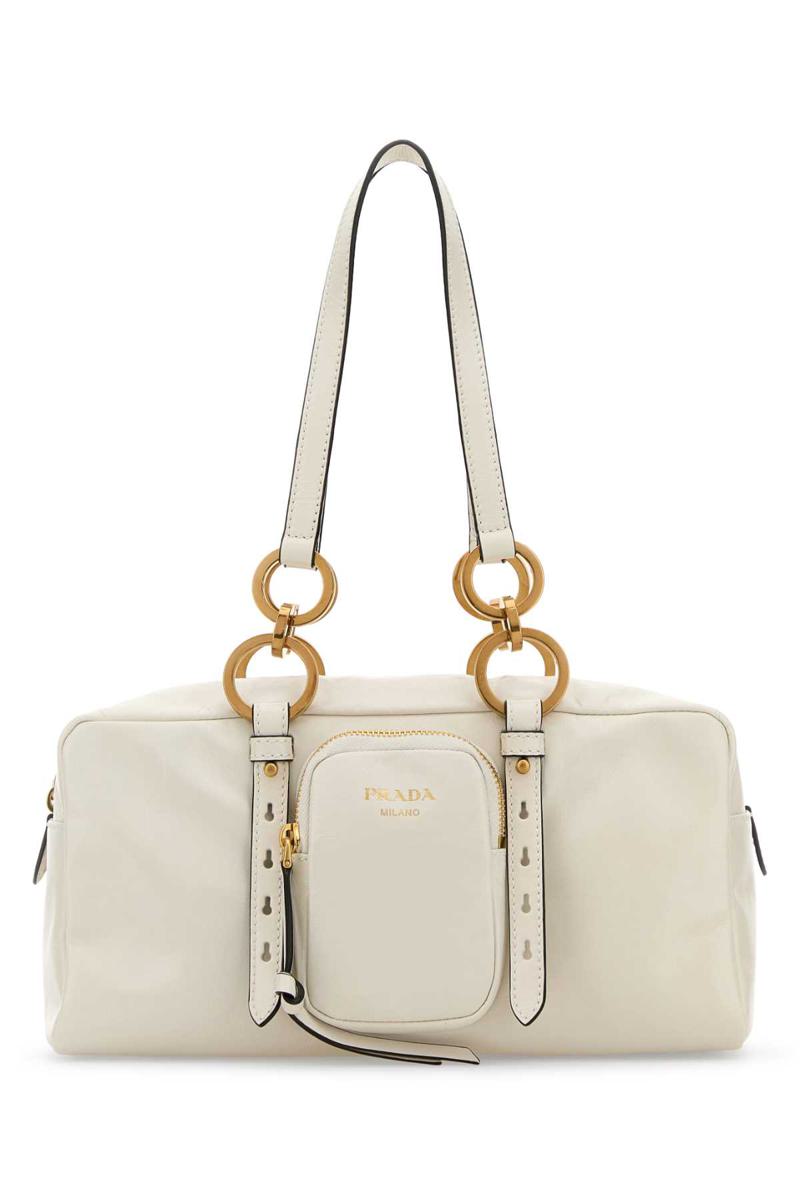 Prada-Handtaschen.