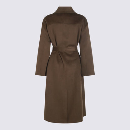 Der Kamelwollmantel von Dynamis Studio