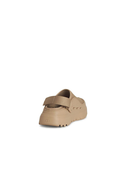 UGG – Peakmod – Hausschuhe aus beigem Netzstoff
