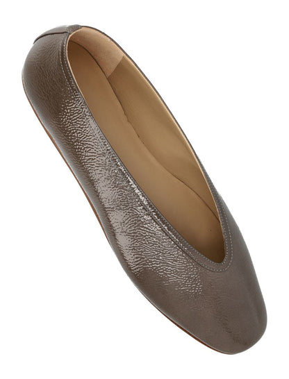 Le Monde Beryl Luna Taupe-Pantoffeln aus Lackleder