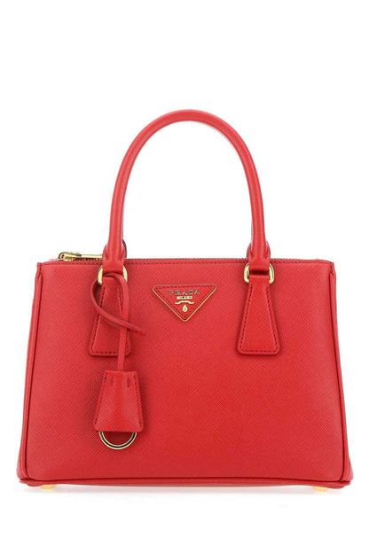 Prada-Handtaschen.