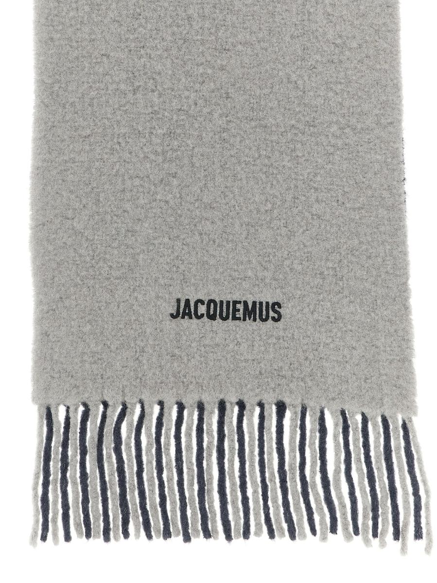 Jacquemus-Schal „L'Echarpe Moisson“.