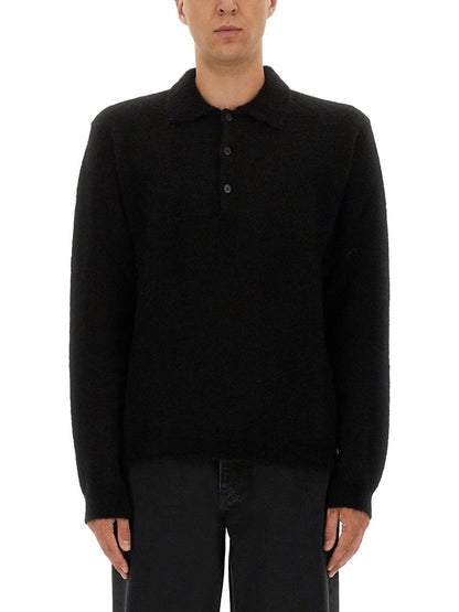 Sonnenblumen-Wollpullover mit Polokragen