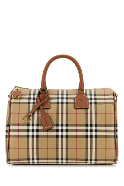 Burberry-Handtaschen.