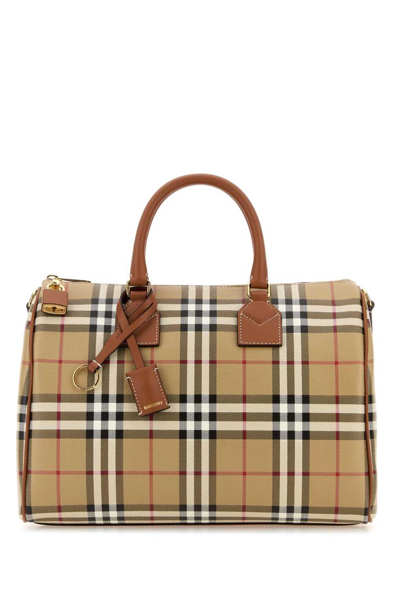 Burberry-Handtaschen.