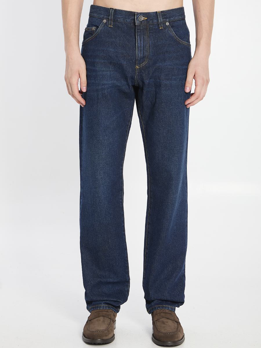 Jeanshose mit Plakette