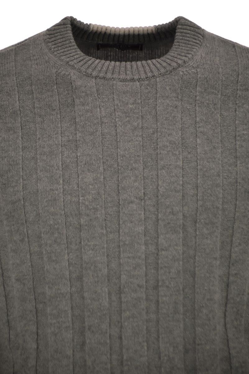 Gerippter Pullover aus Wolle und Kaschmir von Peserico