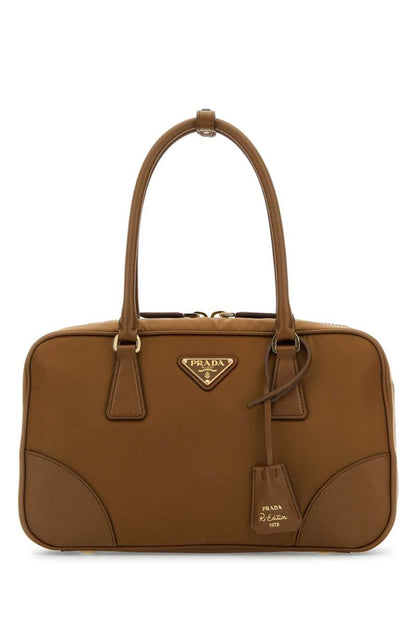 Prada-Handtaschen.