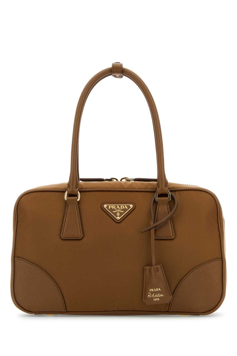 Prada-Handtaschen.