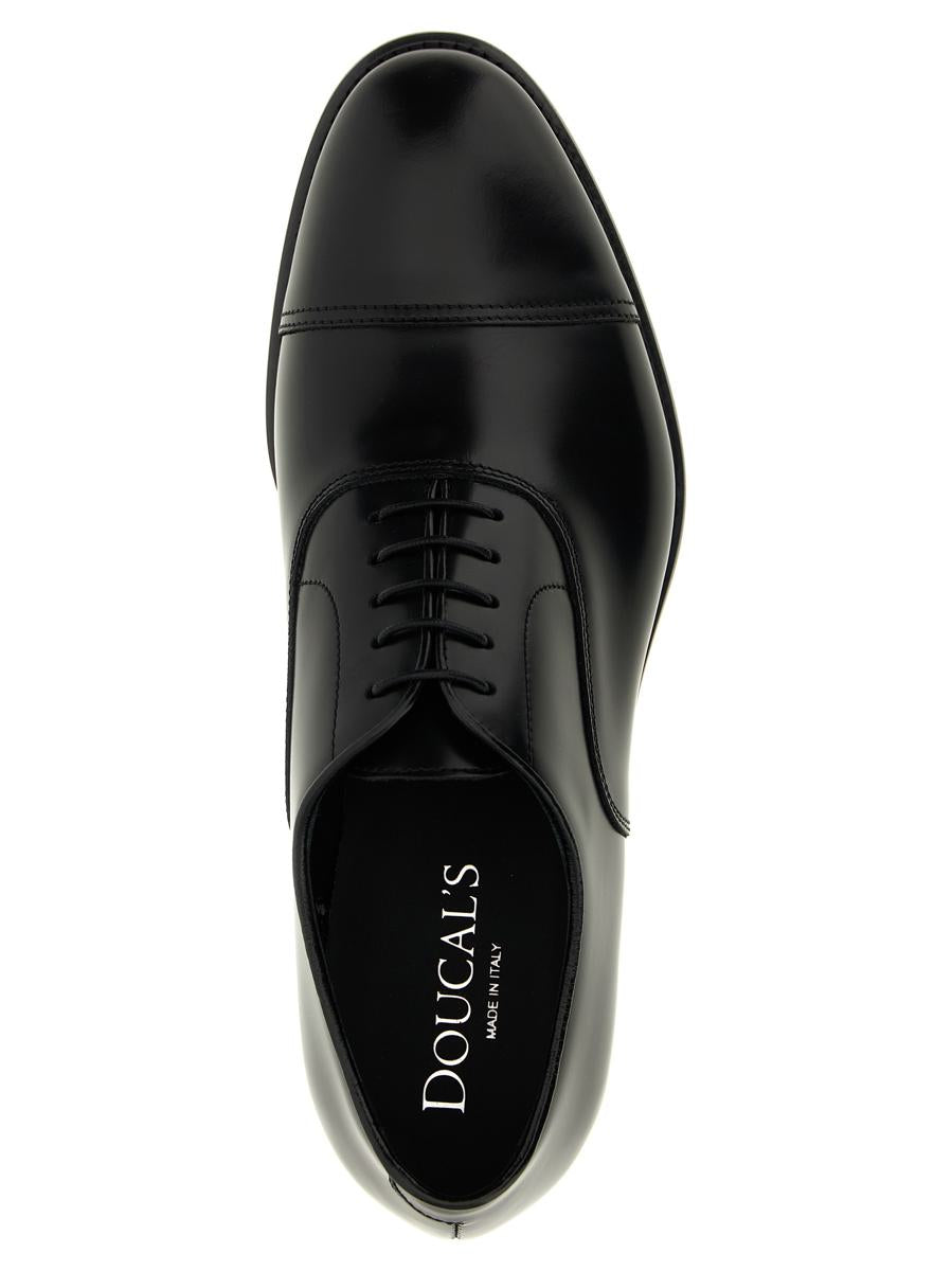 Doucal's „5 Fori“ Schnürschuhe