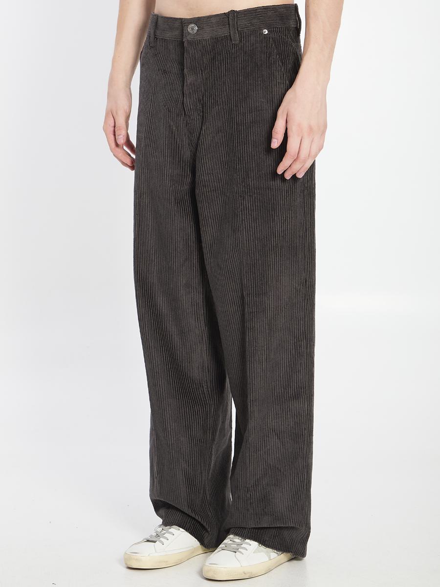 Cordhose aus Samt