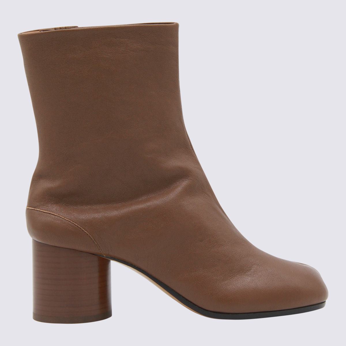 Braune Lederstiefel von Maison Margiela