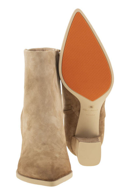 Santoni Wildleder-Stiefeletten mit mittelhohem Absatz