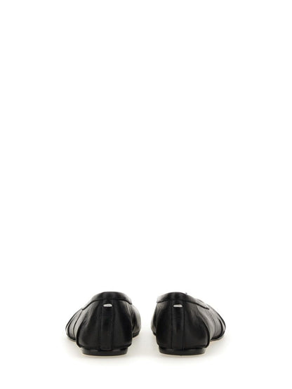 Maison Margiela Ballerinas „Tabi New“.