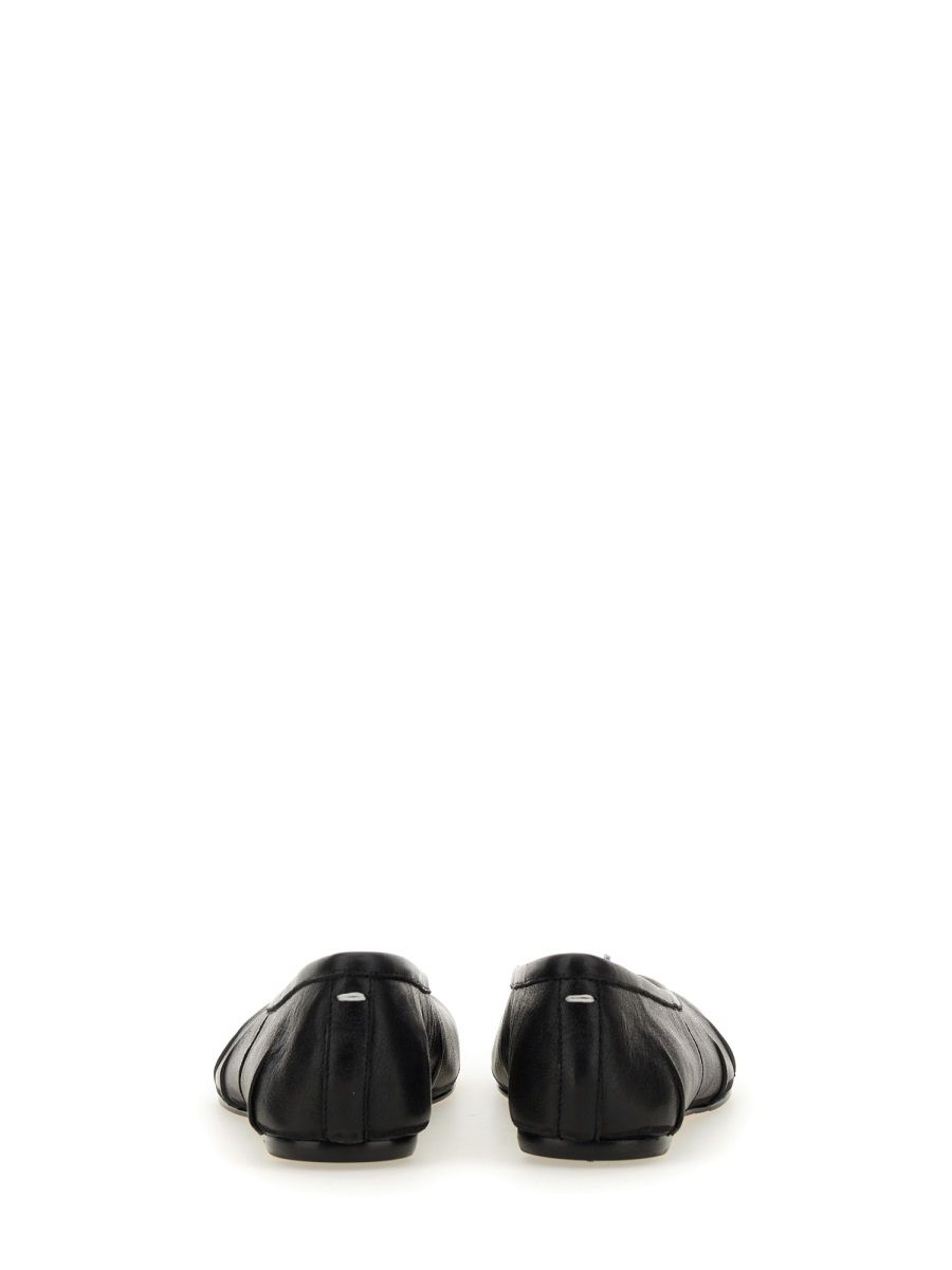 Maison Margiela Ballerinas „Tabi New“.