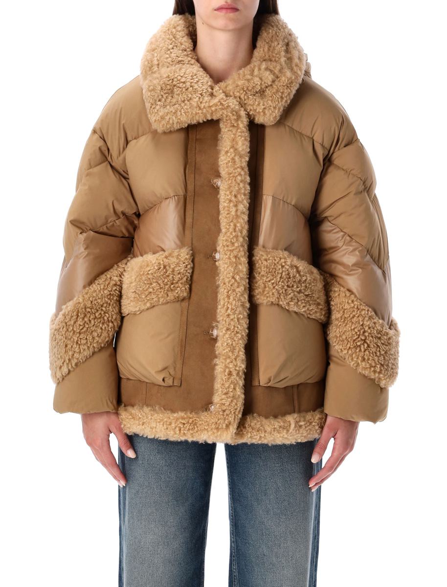 Urbancode – Kurze Pufferjacke in Kamelbraun mit Kunstlammfell