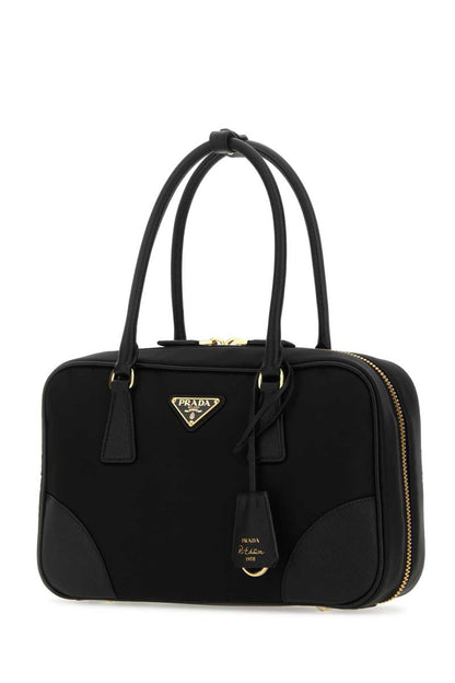 Prada-Handtaschen.