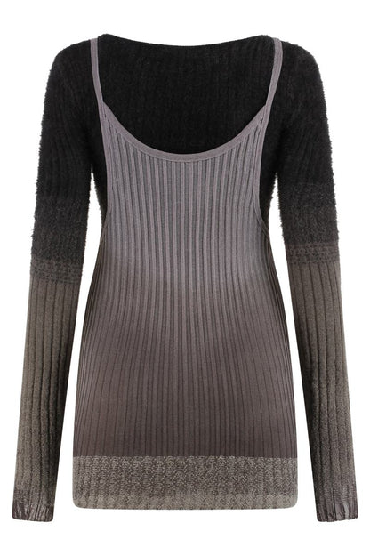 Das gerippte Strickkleid von Attico