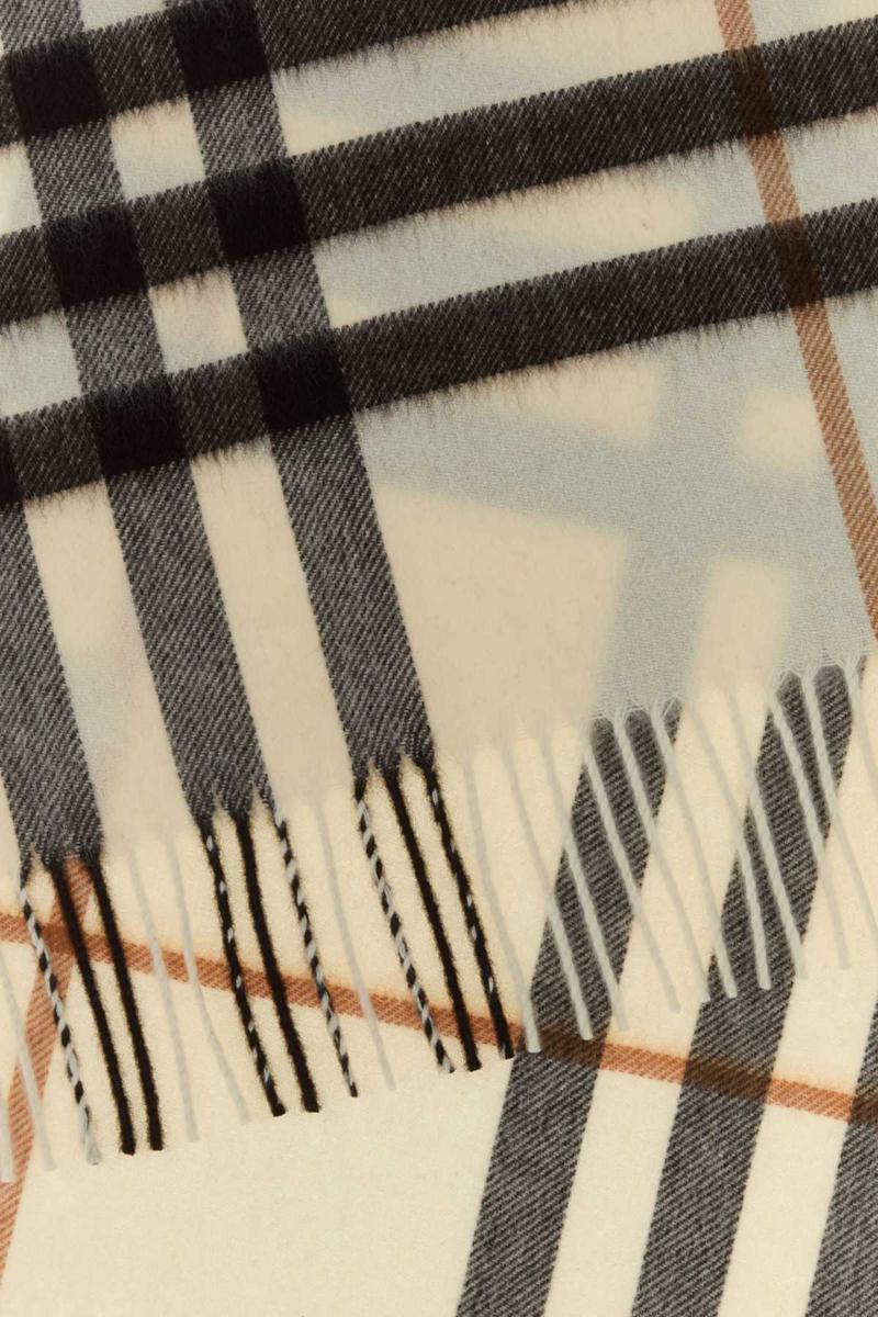 Burberry Schals und Foulards