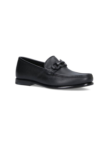 Salvatore Ferragamo Flache Schuhe