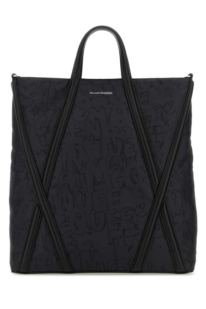 Handtaschen von Alexander McQueen.