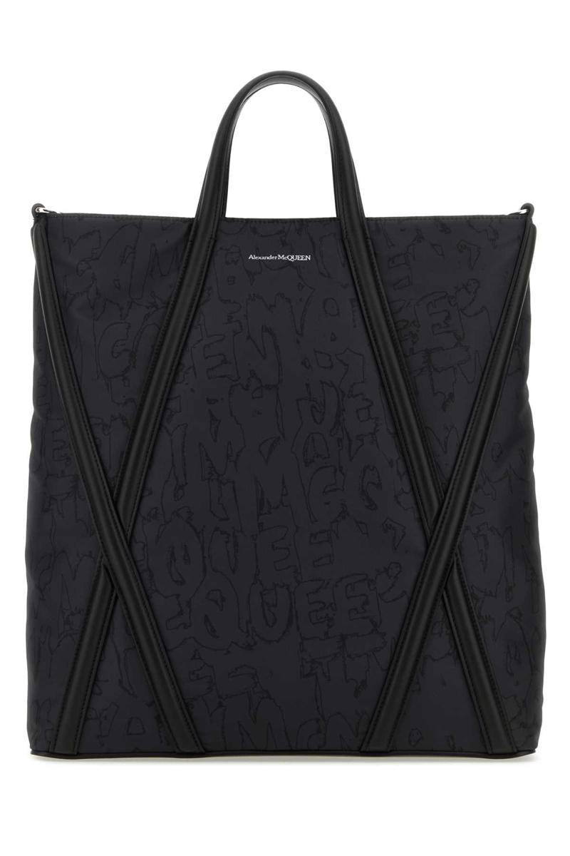 Handtaschen von Alexander McQueen.