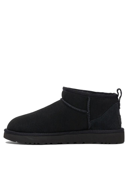 Ugg „Classic Ultra Mini“ Stiefeletten
