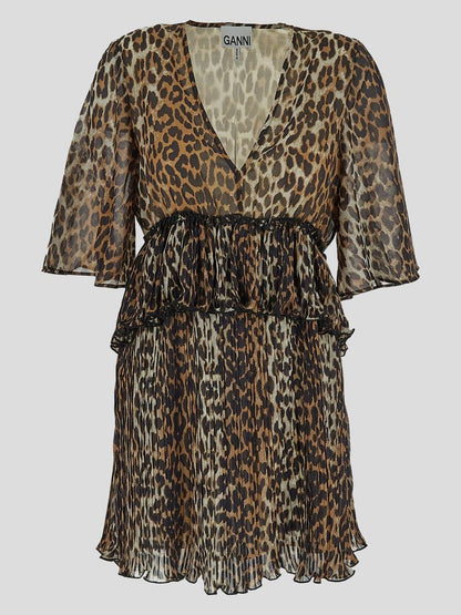 Ganni – Plissiertes Georgette-Minikleid mit Volant und V-Ausschnitt