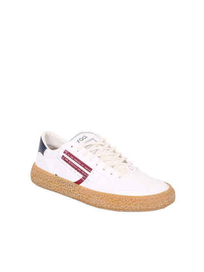 Puraai Sneaker