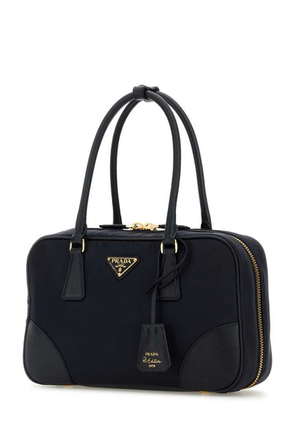 Prada-Handtaschen.