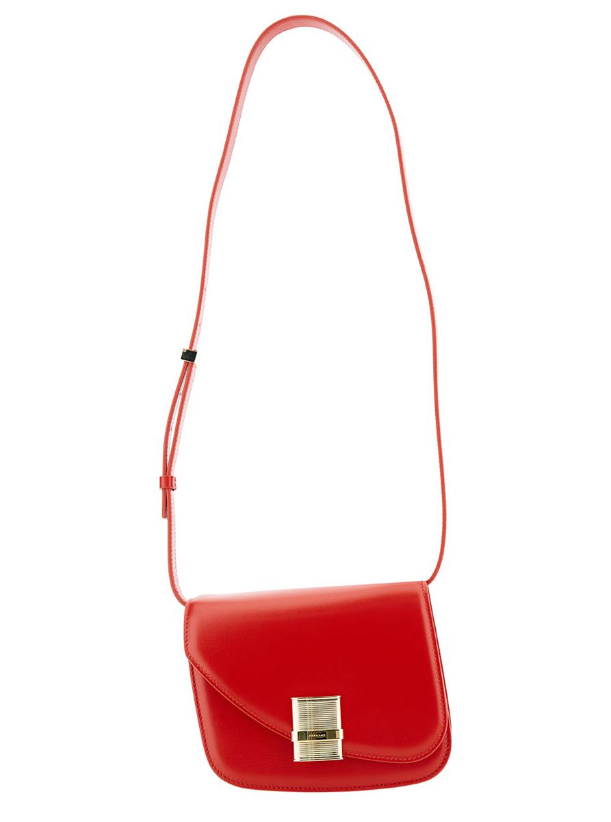 Asymmetrische Umhängetasche „Oyster“ in Rot mit Logodetail aus Leder für Damen