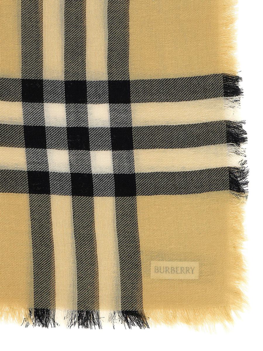 Burberry Karierter Wollschal
