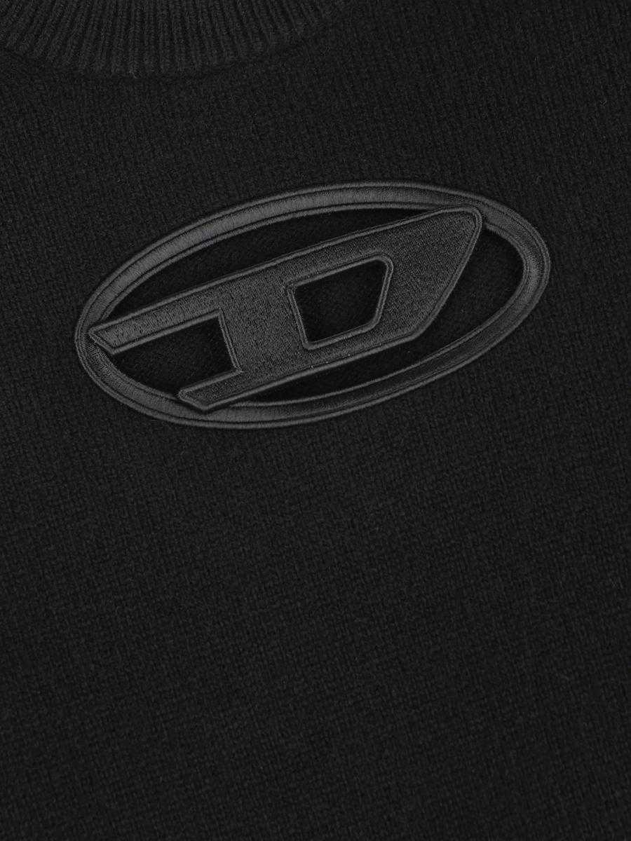 Diesel-Trikots