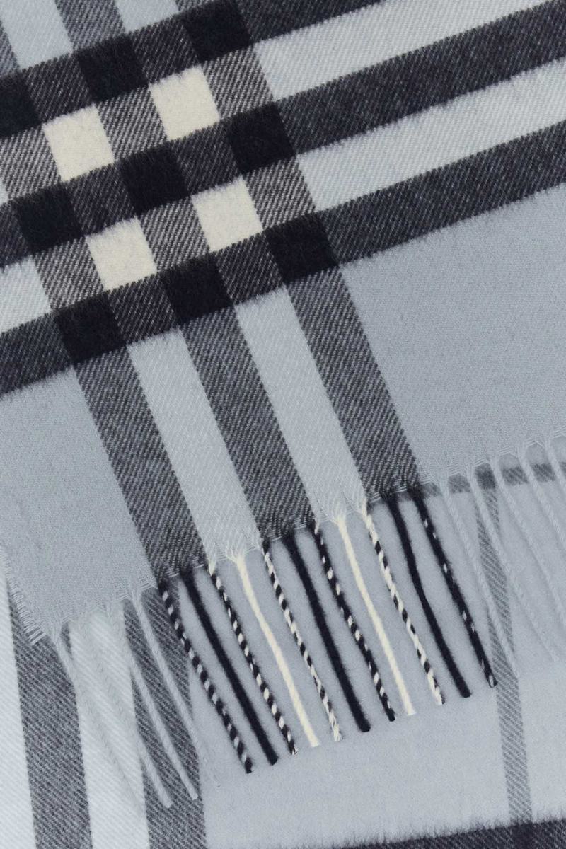 Burberry Schals und Foulards