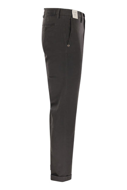 Re-Hash Mucha – Chino aus Stretch-Baumwolle und Lyocell