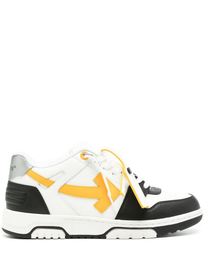 Off-White Flache Schuhe
