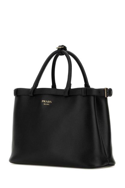 Prada-Handtaschen.