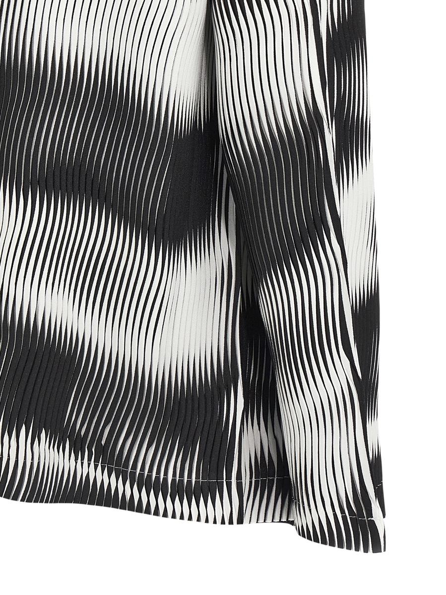 Issey Miyake „Sway Pleats“ Strickjacke