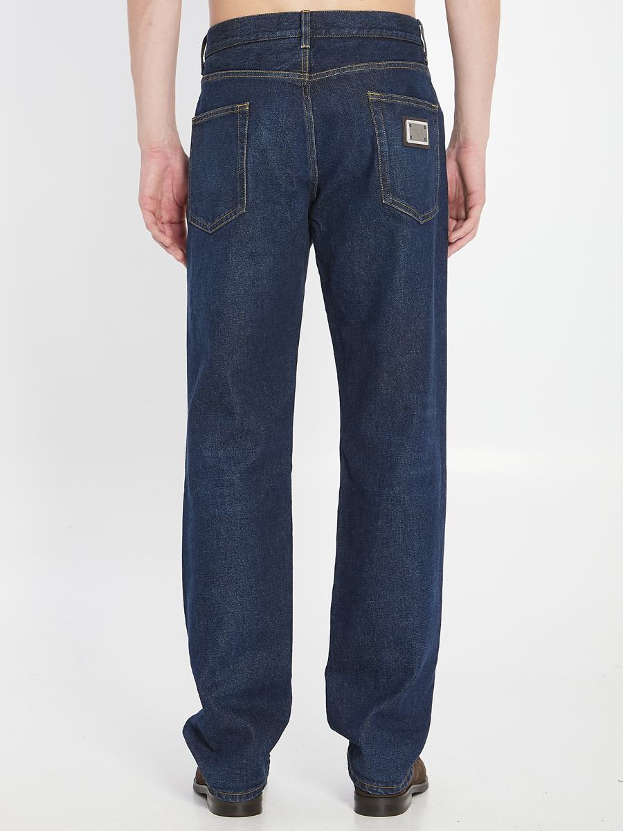 Jeanshose mit Plakette