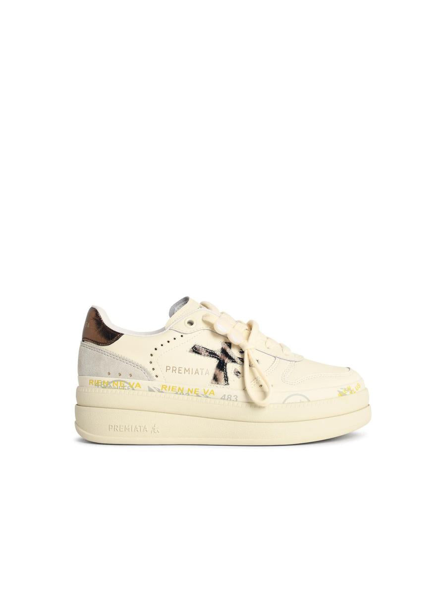 Premiata „Micol“ – Elfenbeinfarbene Sneakers aus Ledermischung