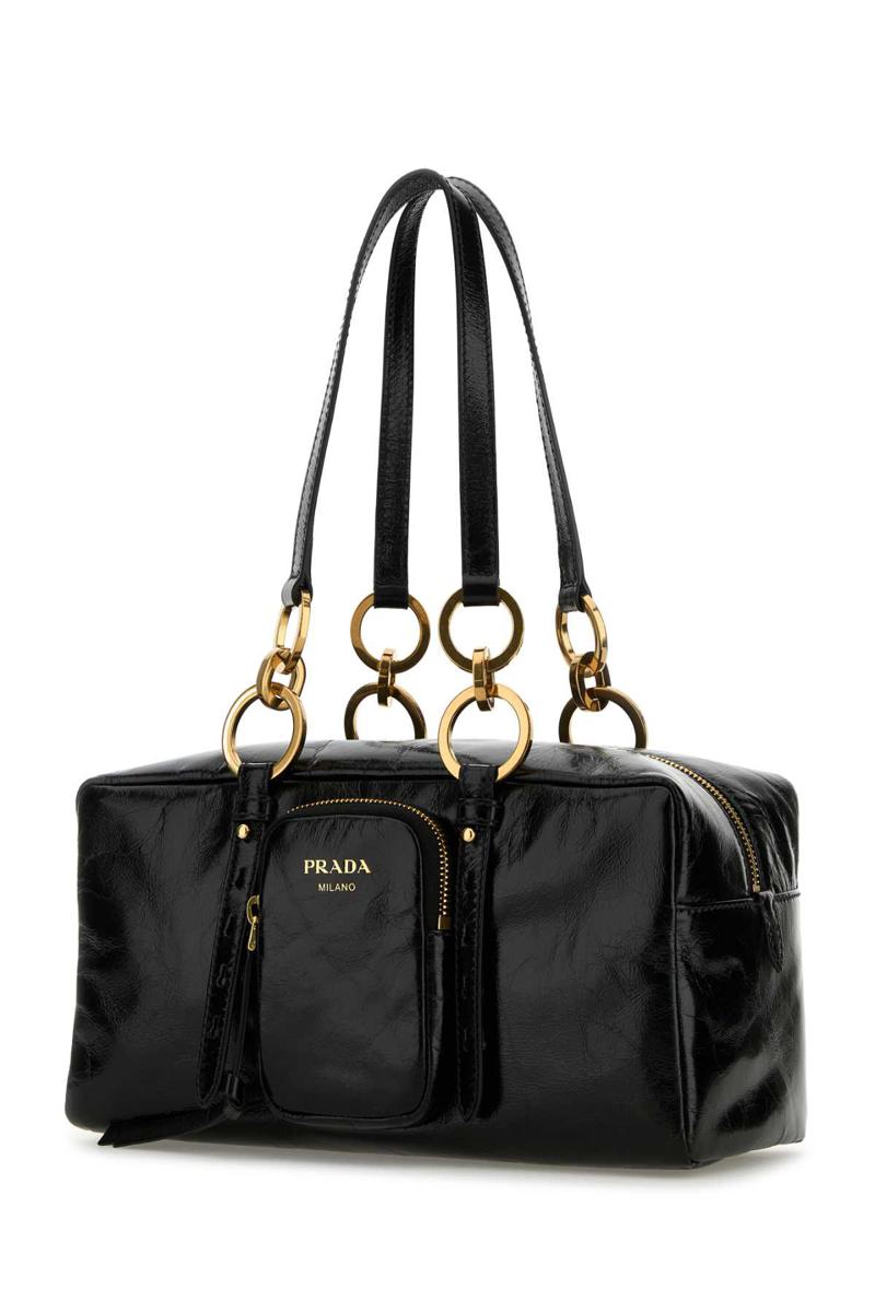 Prada-Handtaschen.