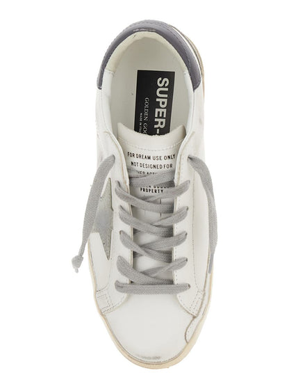 Weiße Low-Top-Sneakers mit Stern-Patch aus Vintage-Leder für Damen