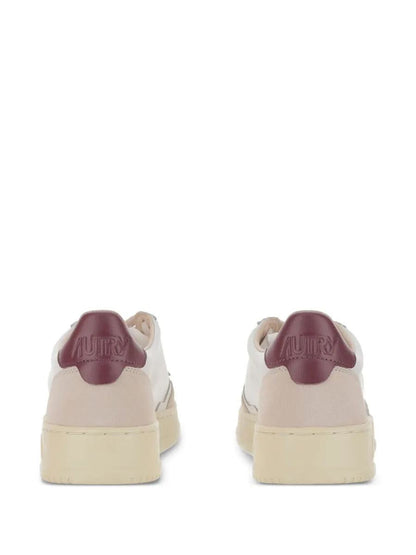 Autry „Medalist Low“ Wildleder-Sneakers